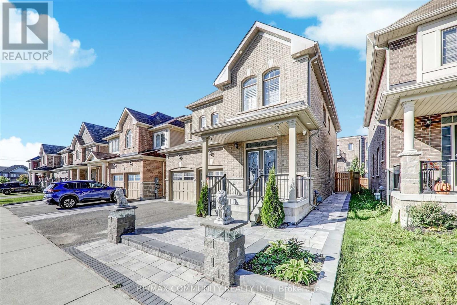 79 Mcroberts Crescent, Clarington, Ontario  L4E 0R9 - Photo 3 - E13286904