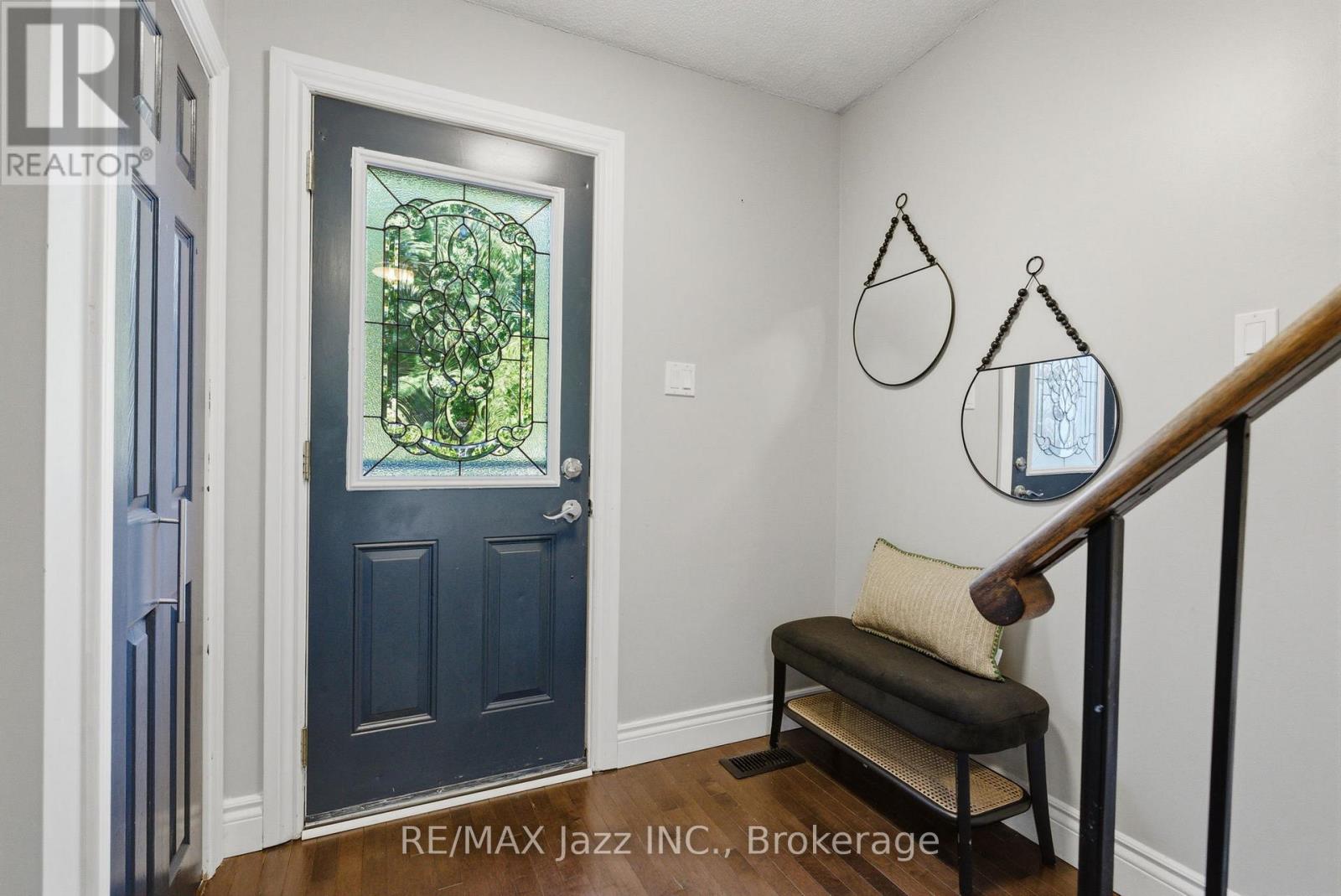 555 Cobblehill Drive, Oshawa, Ontario  L1K 1Y6 - Photo 3 - E13249882