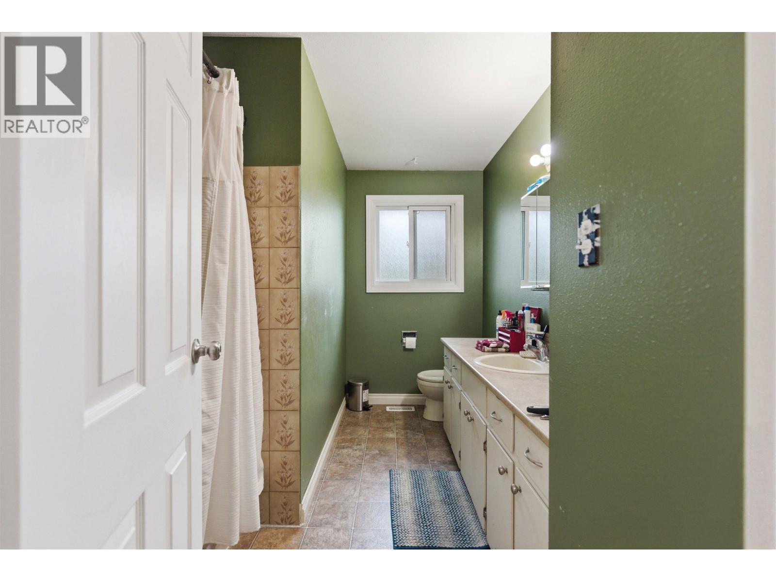 1144 N Second Avenue, Williams Lake, British Columbia  V2G 1X8 - Photo 9 - R3132951