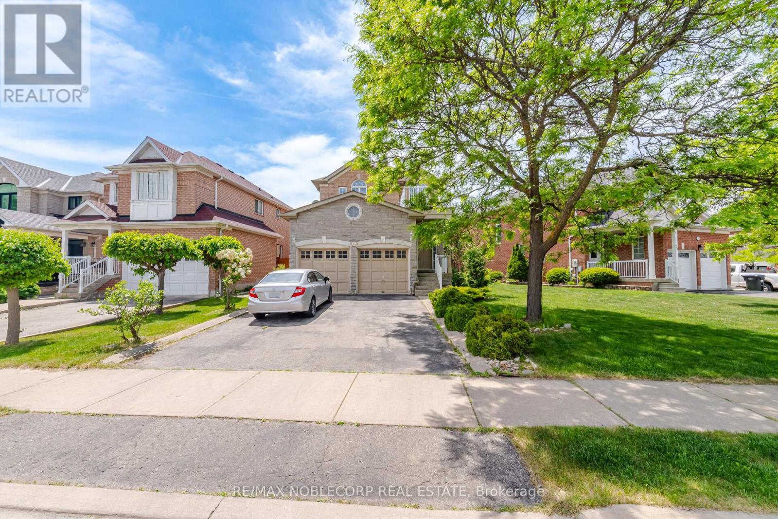 Upper - 22 Gold Hill Road, Brampton, Ontario  L6X 4V2 - Photo 2 - W13286722