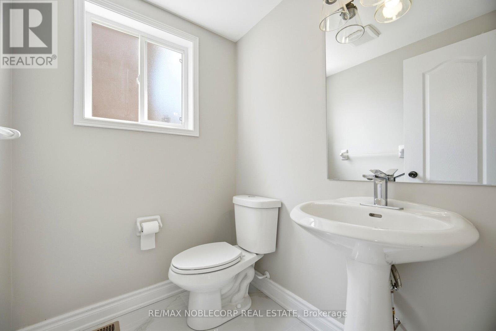 Upper - 22 Gold Hill Road, Brampton, Ontario  L6X 4V2 - Photo 20 - W13286722