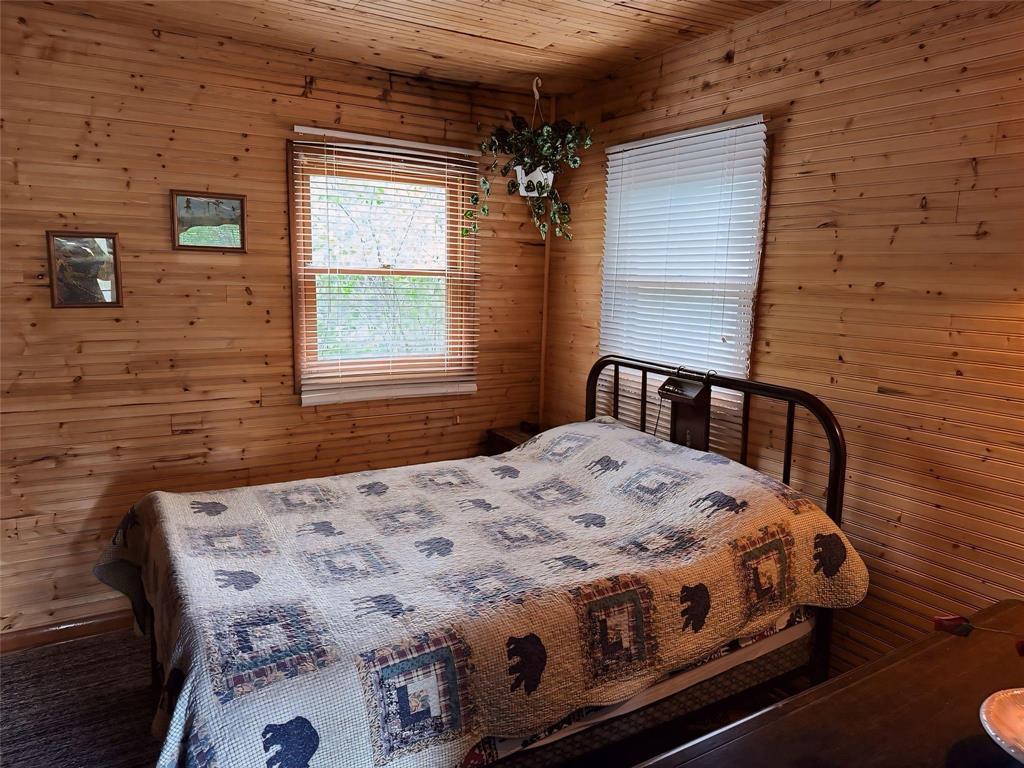 27 Block 9 Road, Falcon Lake, Manitoba  R0E 0N0 - Photo 11 - 202612727