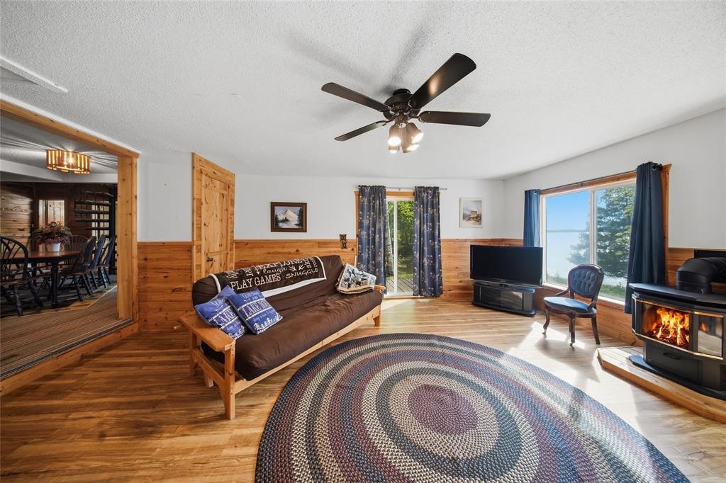 2 East Shore Road, Moose Lake, Manitoba R0A 2J0 - Photo 16 - 202612881