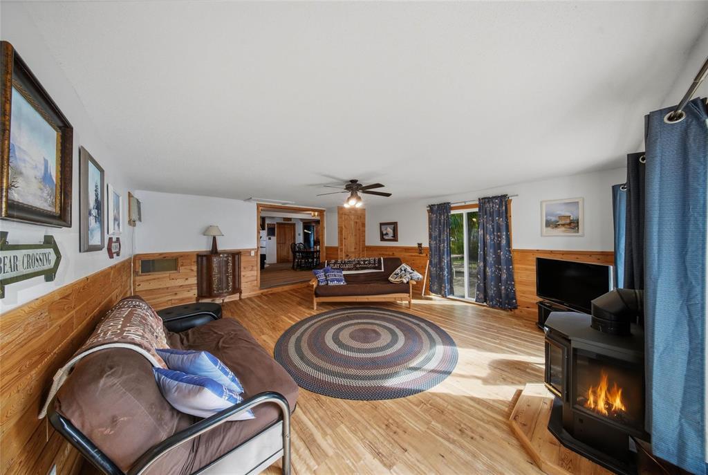 2 East Shore Road, Moose Lake, Manitoba R0A 2J0 - Photo 17 - 202612881
