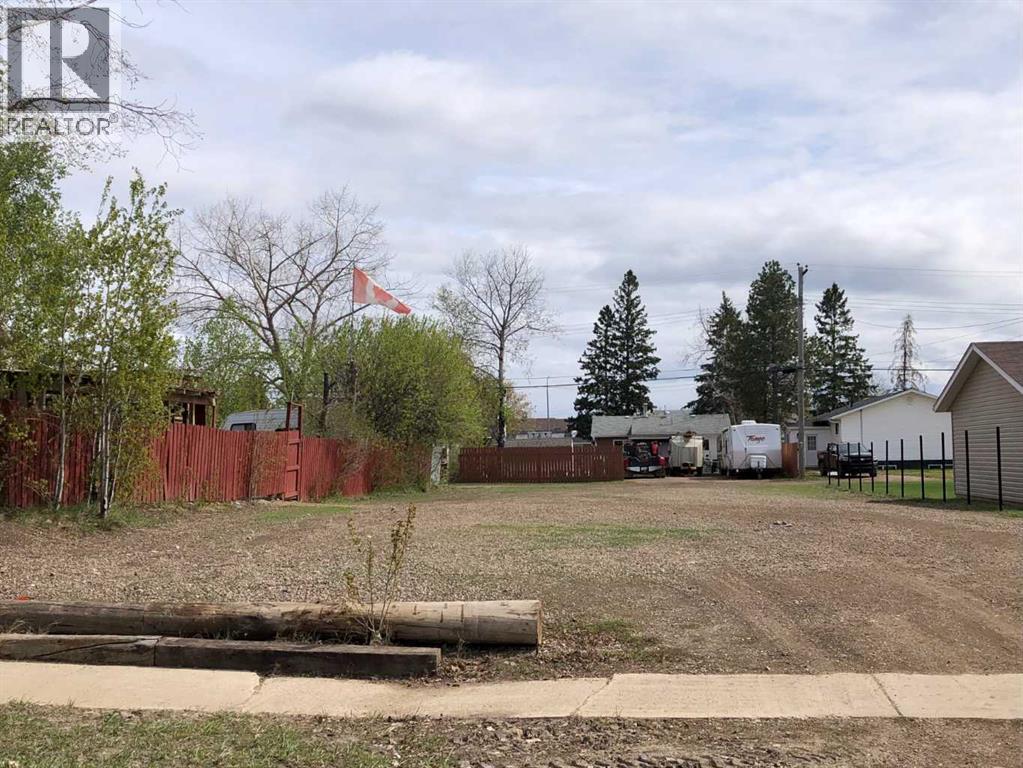 10113 100 Street, High Level, Alberta  T0H 1Z0 - Photo 1 - A2206795