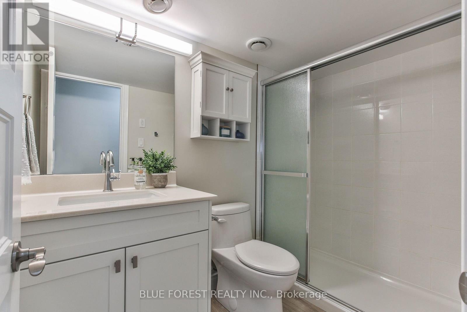 16 Brooker Trail, Thames Centre, Ontario  N0M 2P0 - Photo 38 - X13291144