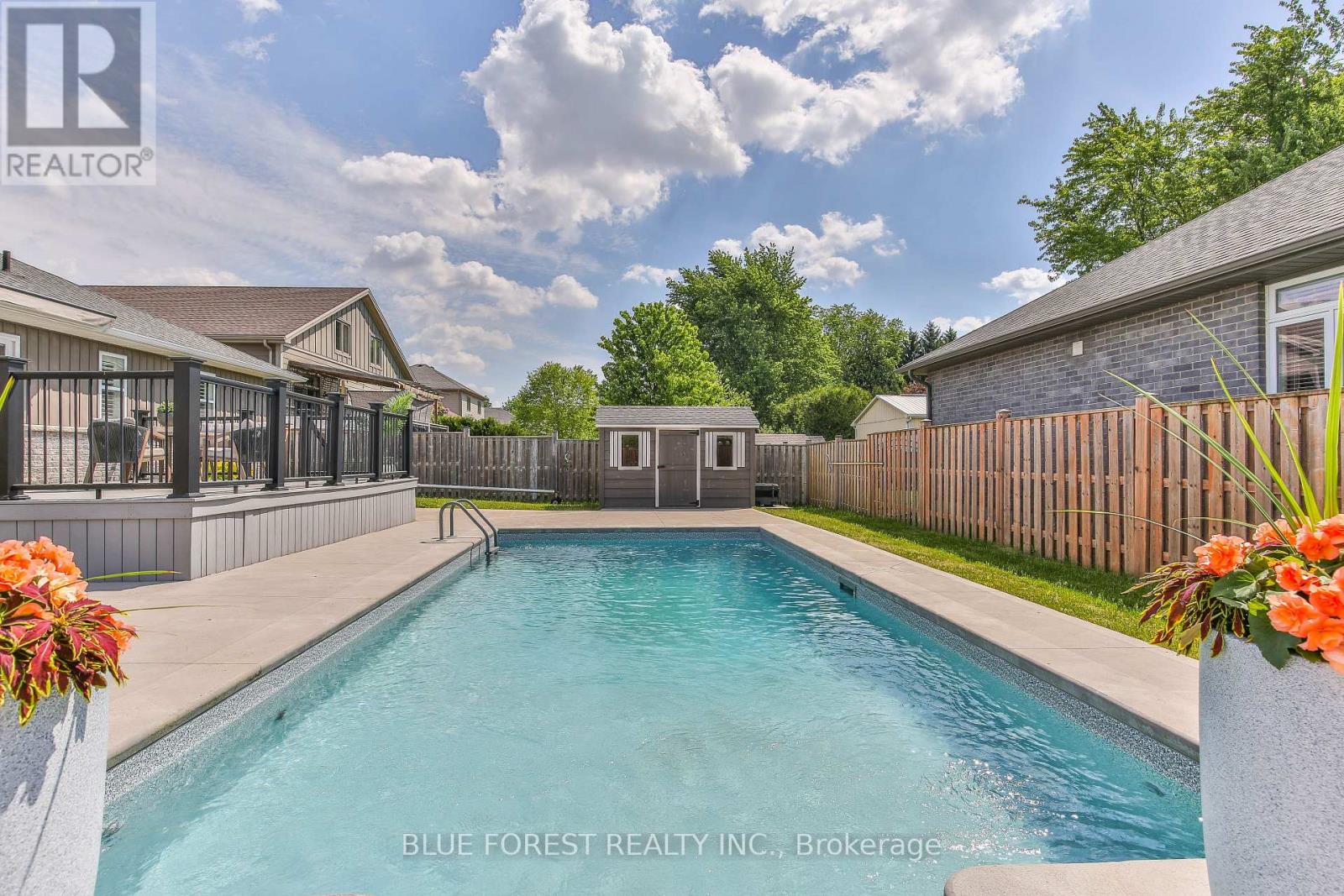 16 Brooker Trail, Thames Centre, Ontario  N0M 2P0 - Photo 40 - X13291144