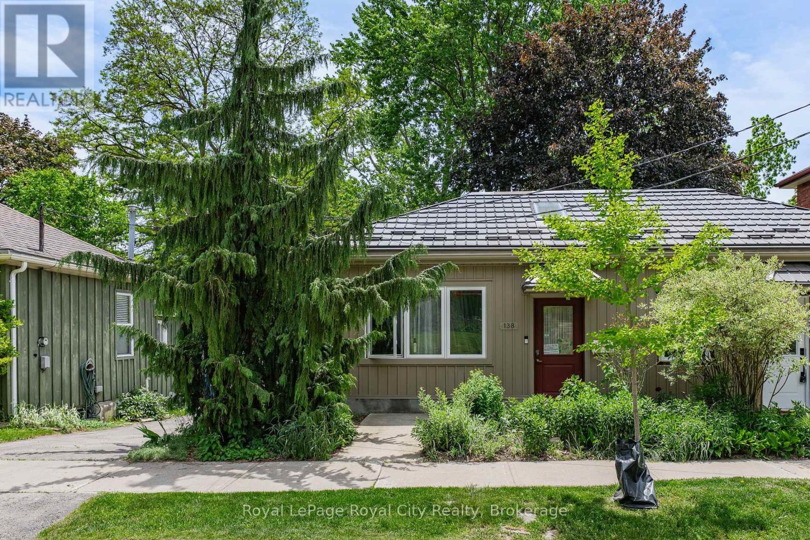 138 ARTHUR STREET N, Guelph, Ontario