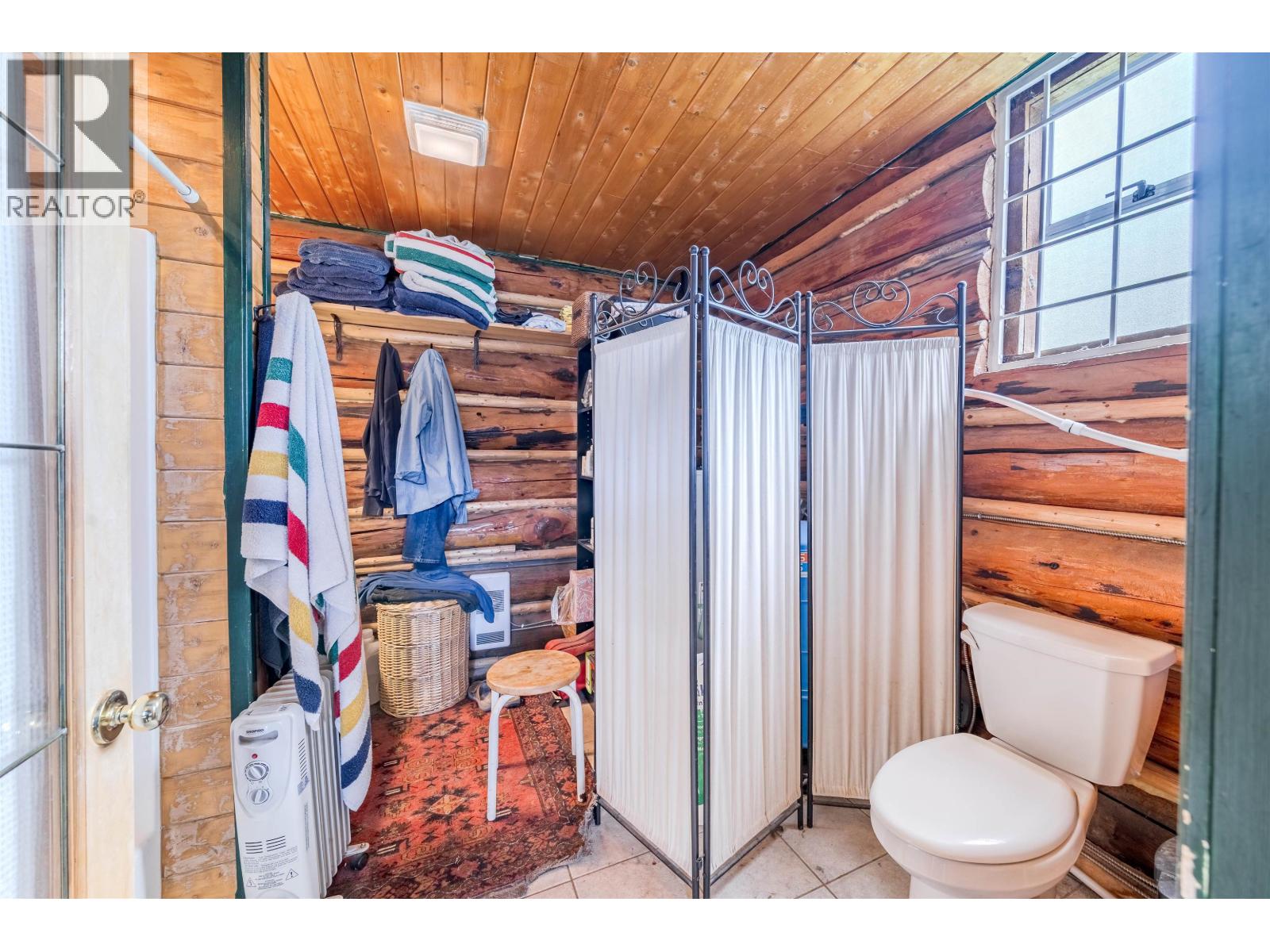 2654 Eagle Creek Road, Canim Lake, British Columbia  V0K 1L0 - Photo 13 - R3133037