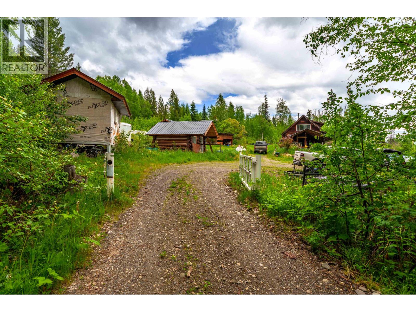 2654 Eagle Creek Road, Canim Lake, British Columbia  V0K 1L0 - Photo 37 - R3133037