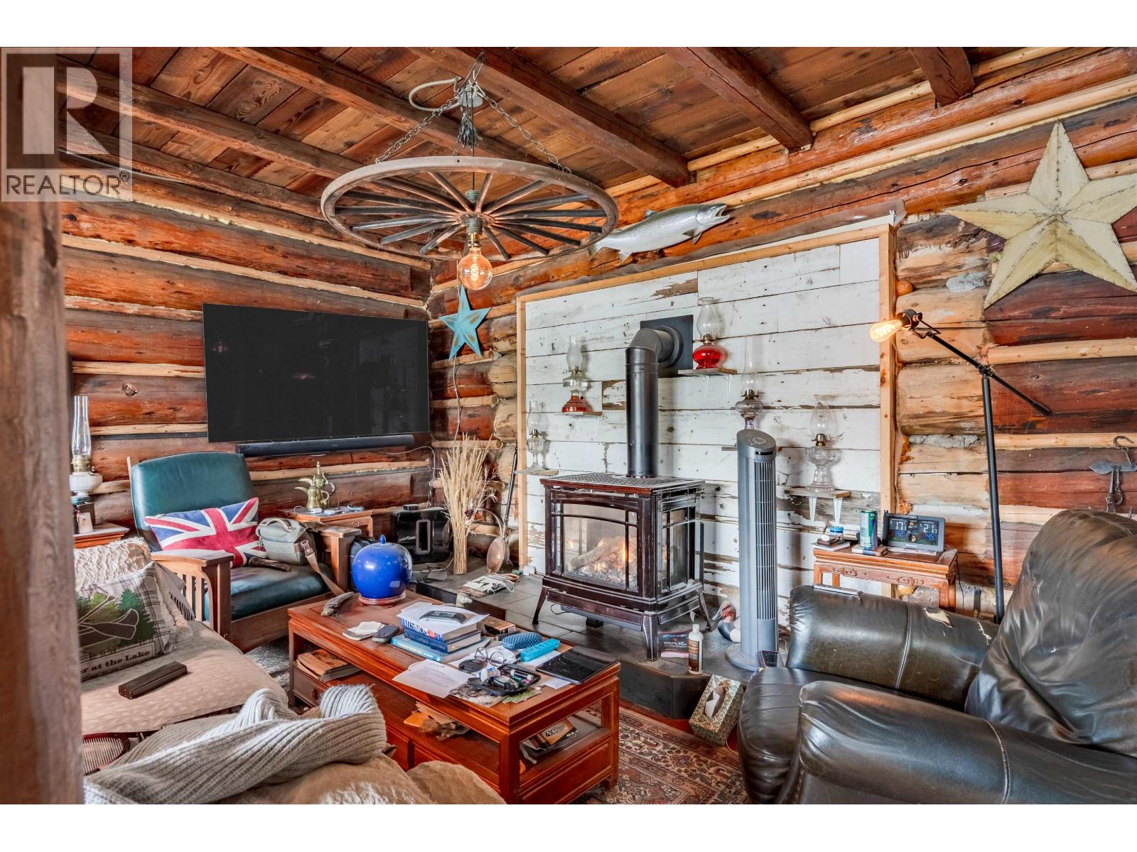 2654 Eagle Creek Road, Canim Lake, British Columbia  V0K 1L0 - Photo 4 - R3133037