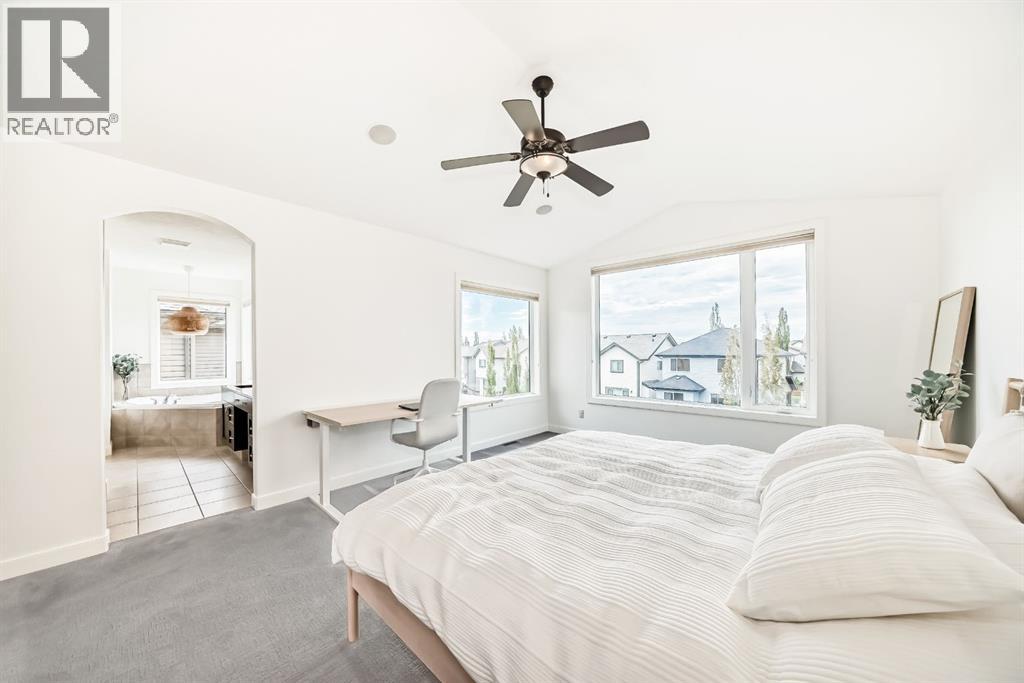 35 Sunset View, Cochrane, Alberta  T4C 0G3 - Photo 24 - A2312533