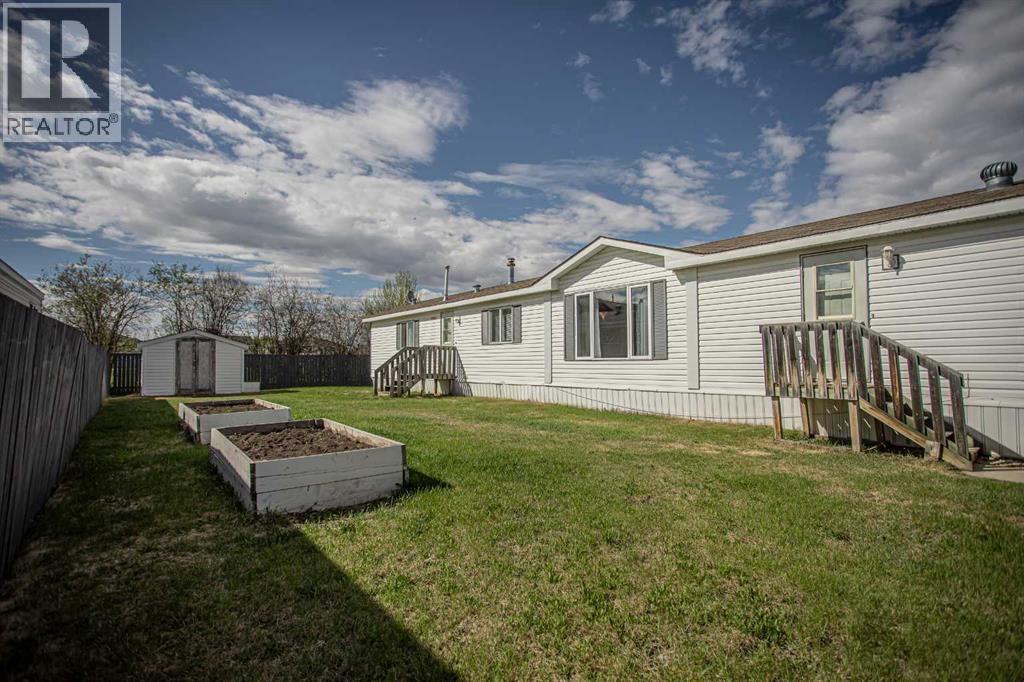 11 Deer Ridge Drive, High Level, Alberta  T0H 1Z0 - Photo 2 - A2312354