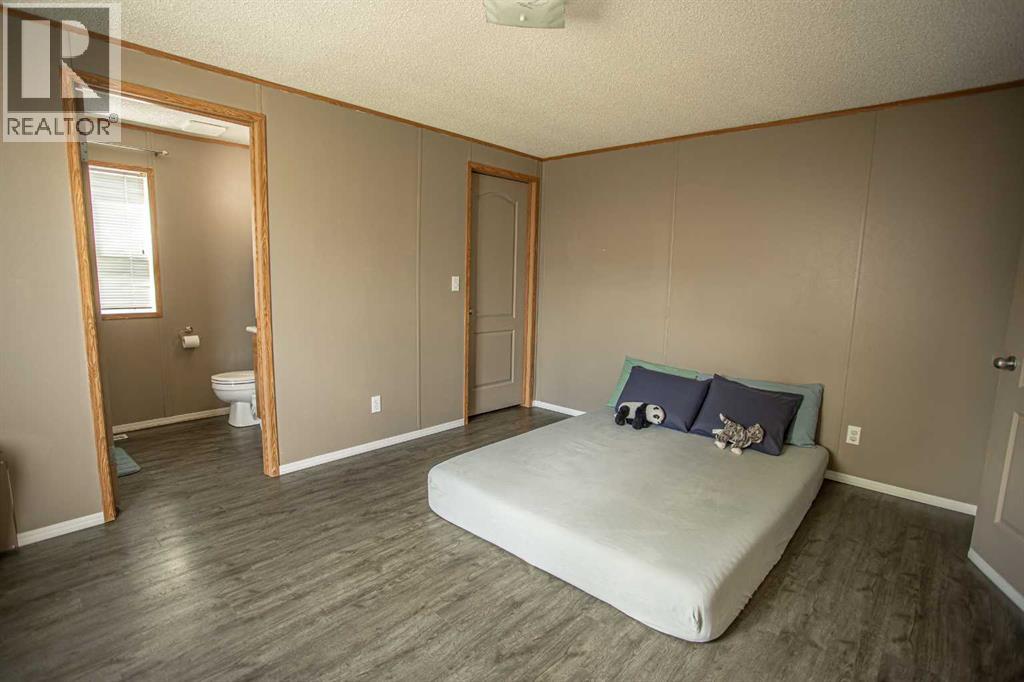 11 Deer Ridge Drive, High Level, Alberta  T0H 1Z0 - Photo 22 - A2312354