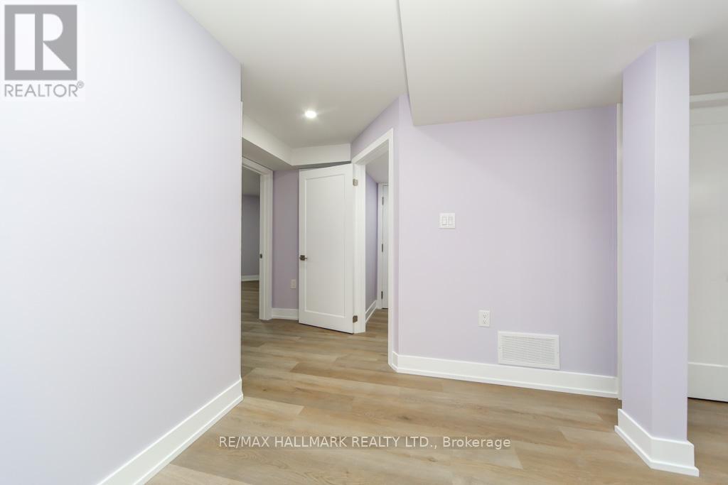 114 Medland Avenue, Whitby, Ontario  L1P 1T5 - Photo 10 - E13294548