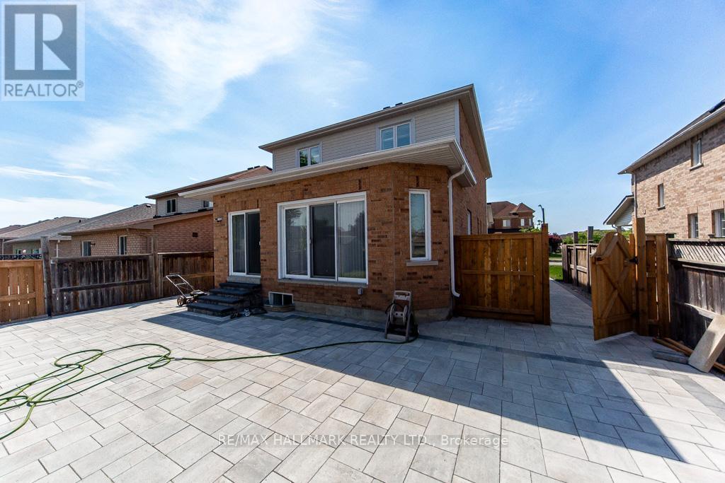 114 Medland Avenue, Whitby, Ontario  L1P 1T5 - Photo 31 - E13294548
