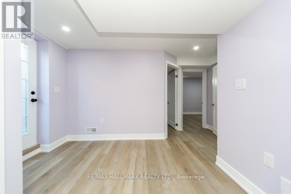 114 Medland Avenue, Whitby, Ontario  L1P 1T5 - Photo 8 - E13294548