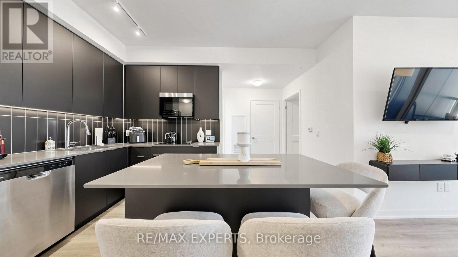 618 - 498 Caldari Road, Vaughan, Ontario  L4K 0R6 - Photo 6 - N13294590