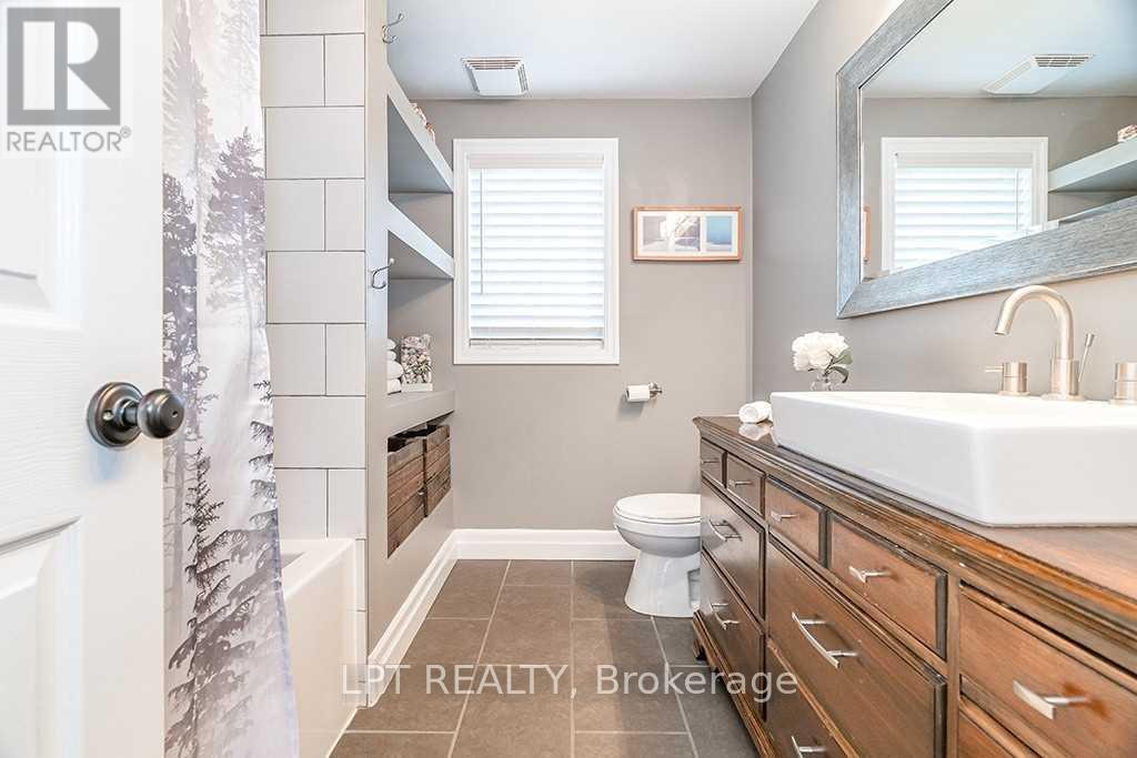 35 Clute Crescent, Barrie, Ontario  L4N 8S7 - Photo 11 - S13290388