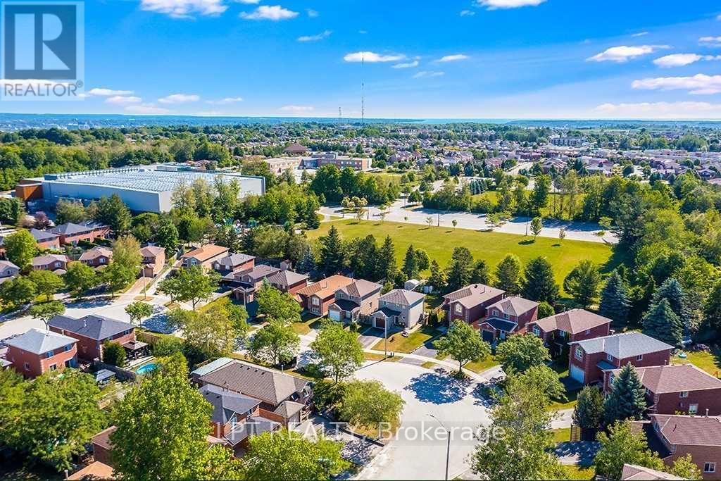 35 Clute Crescent, Barrie, Ontario  L4N 8S7 - Photo 23 - S13290388