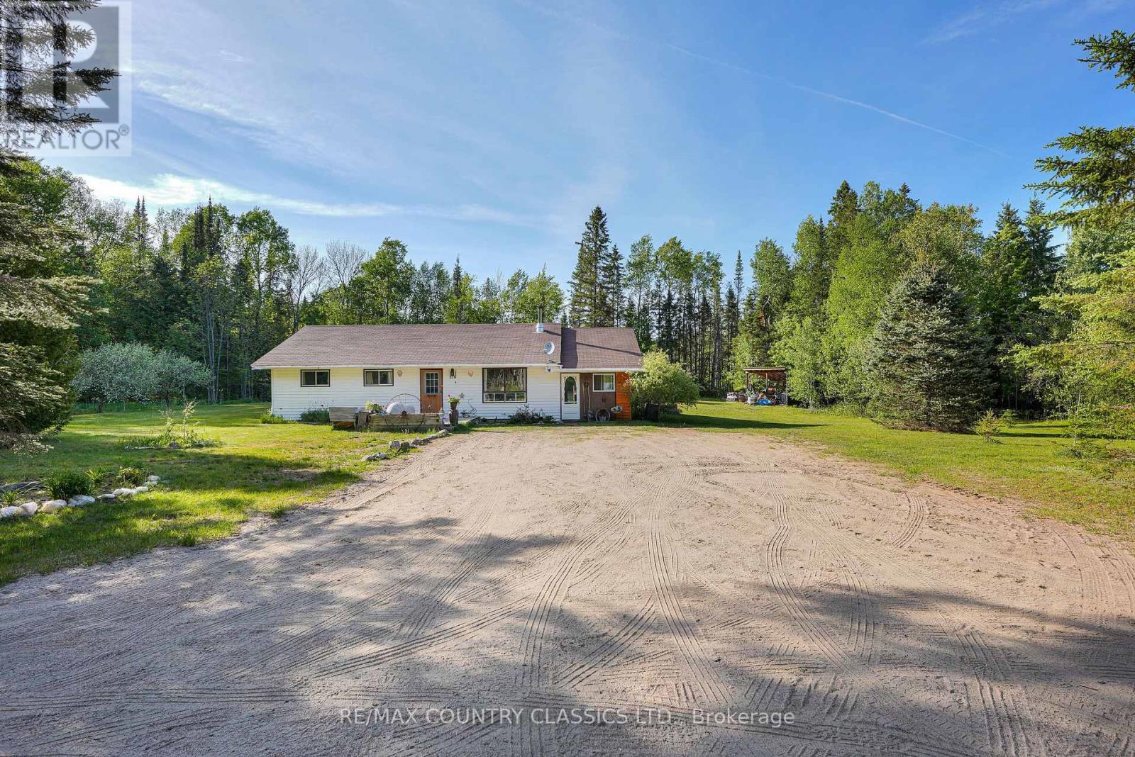319 East Lake Road, Hastings Highlands, Ontario  K0L 2S0 - Photo 2 - X13246238