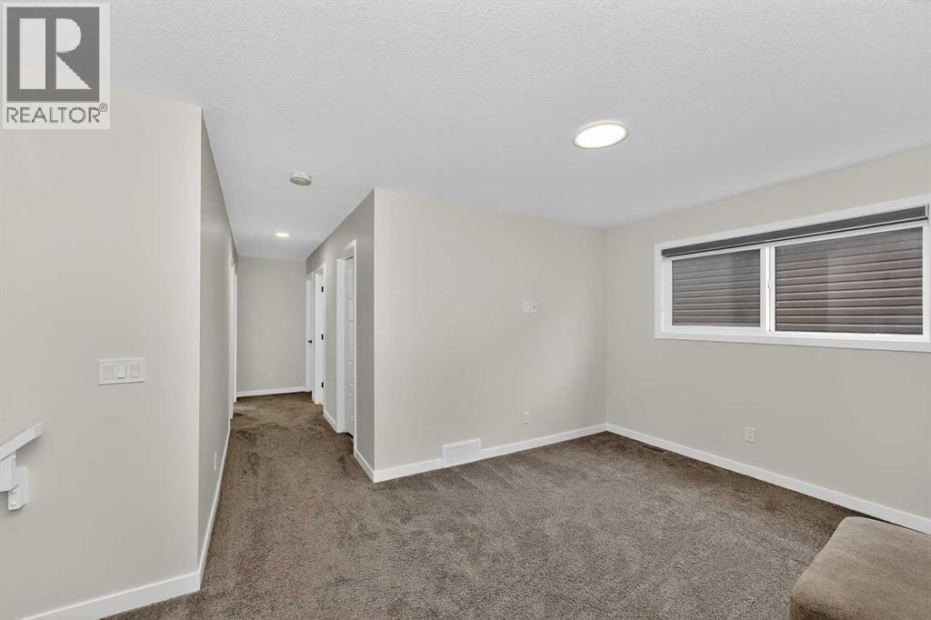 1173 Chinook Gate Bay SW, Airdrie, Alberta  T4B 5J2 - Photo 33 - A2301162