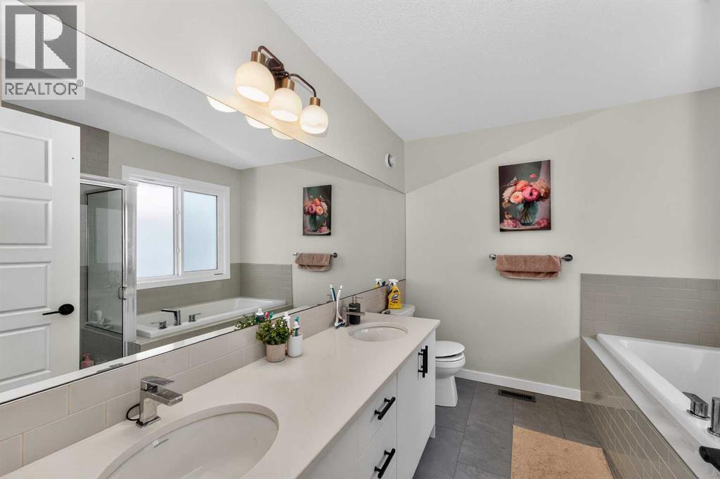 1173 Chinook Gate Bay SW, Airdrie, Alberta  T4B 5J2 - Photo 23 - A2301162