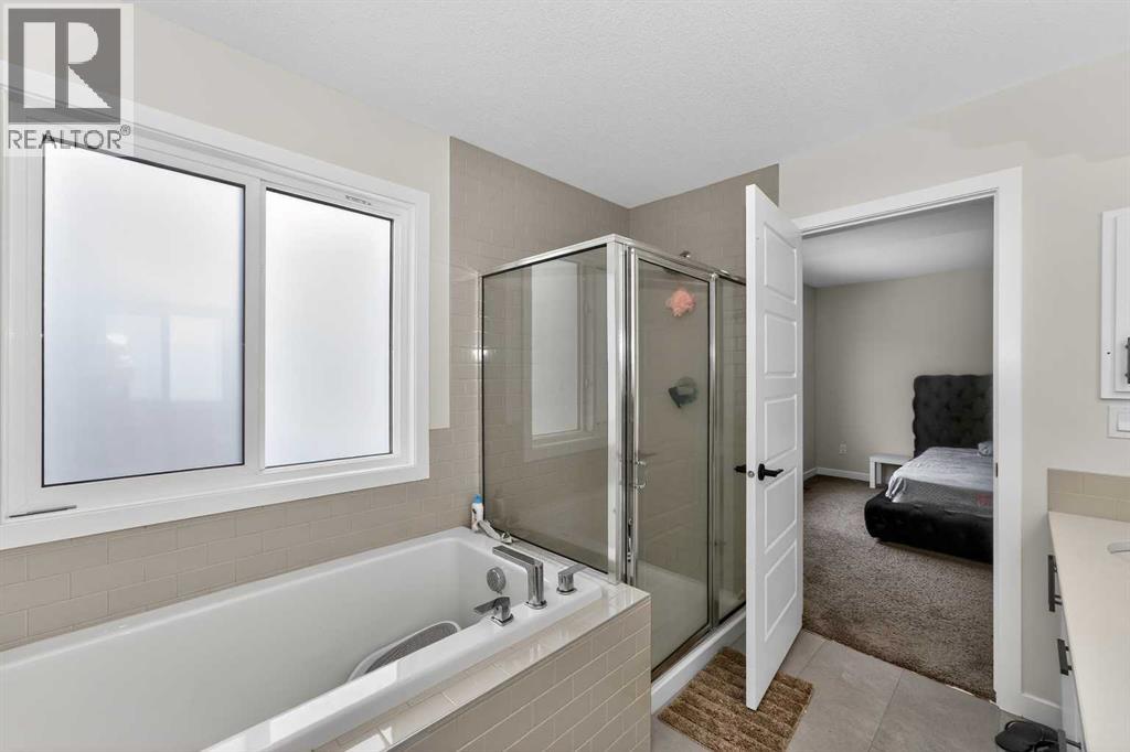 1173 Chinook Gate Bay SW, Airdrie, Alberta  T4B 5J2 - Photo 24 - A2301162