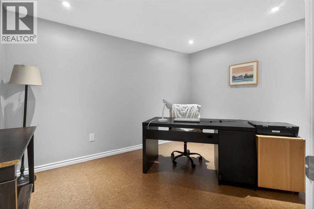 203 Southampton Drive SW, Calgary, Alberta  T2W 0V6 - Photo 29 - A2317746