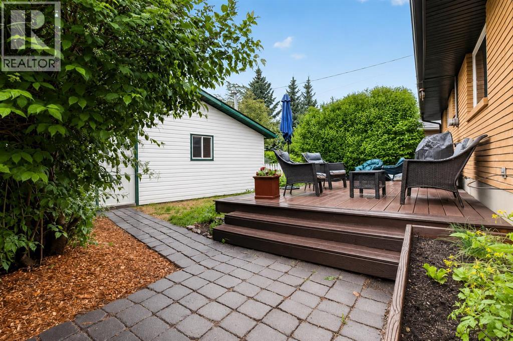 203 Southampton Drive SW, Calgary, Alberta  T2W 0V6 - Photo 35 - A2317746