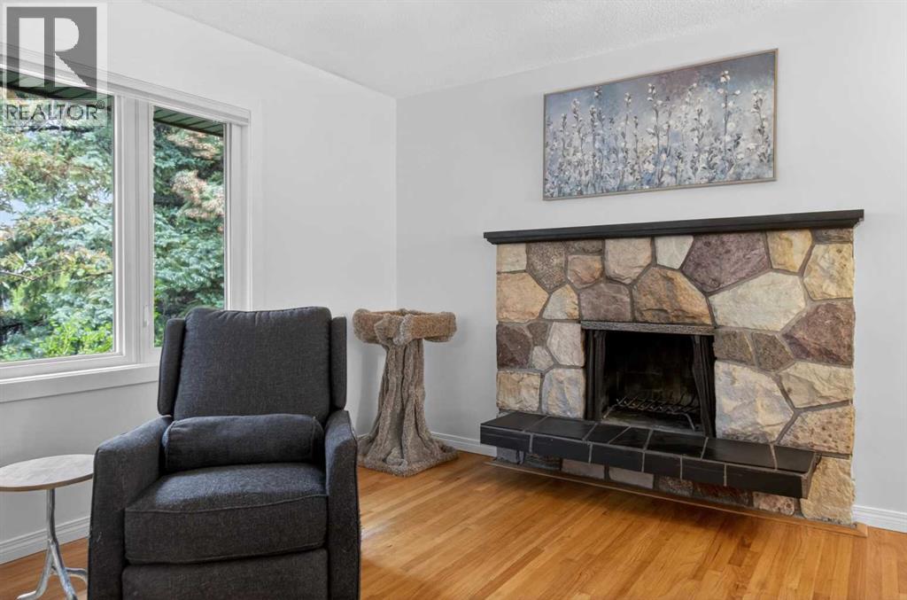 203 Southampton Drive SW, Calgary, Alberta  T2W 0V6 - Photo 7 - A2317746