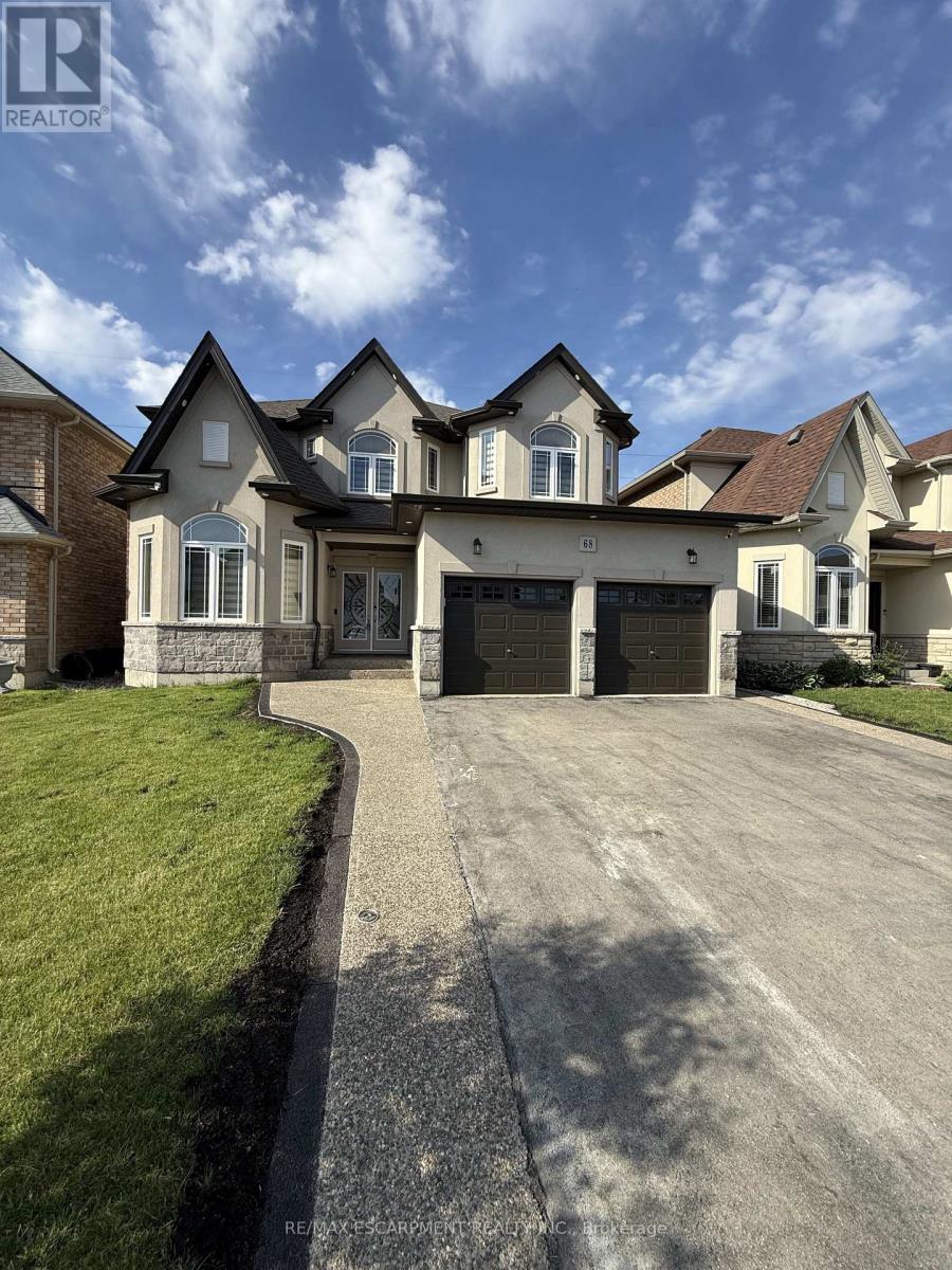 68 DOLOMITI COURT, Hamilton, Ontario