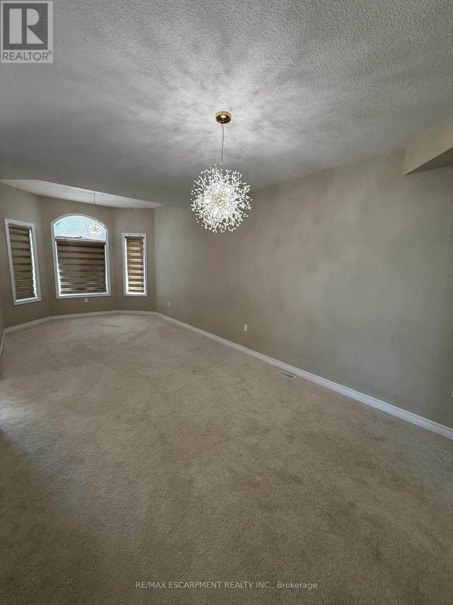 68 Dolomiti Court, Hamilton, Ontario  L8J 3H5 - Photo 8 - X13290622