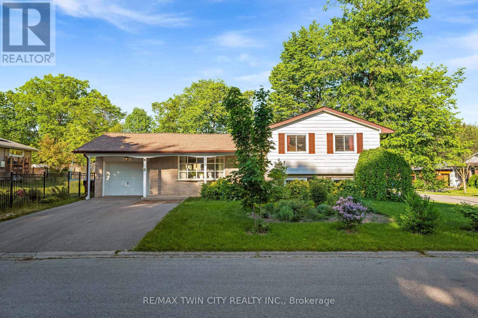 510 Edenbrook Place, Waterloo, Ontario  N2L 4N5 - Photo 25 - X13290866