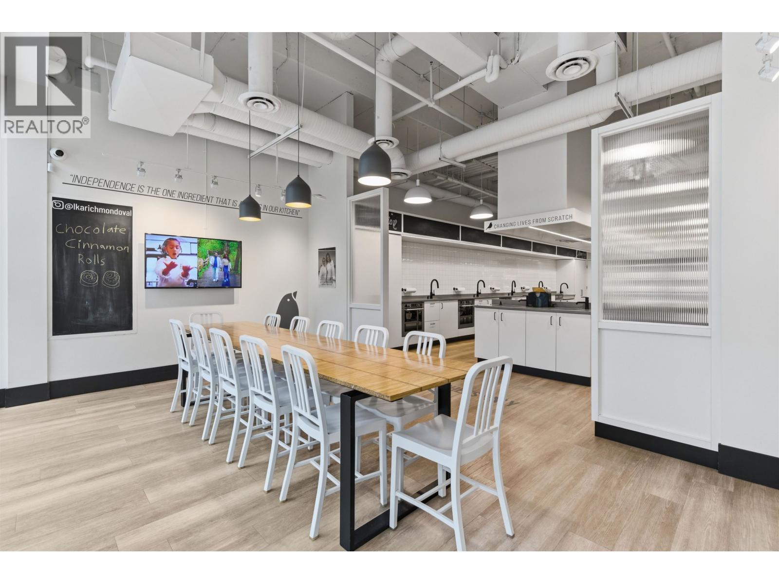 120 6699 RIVER ROAD