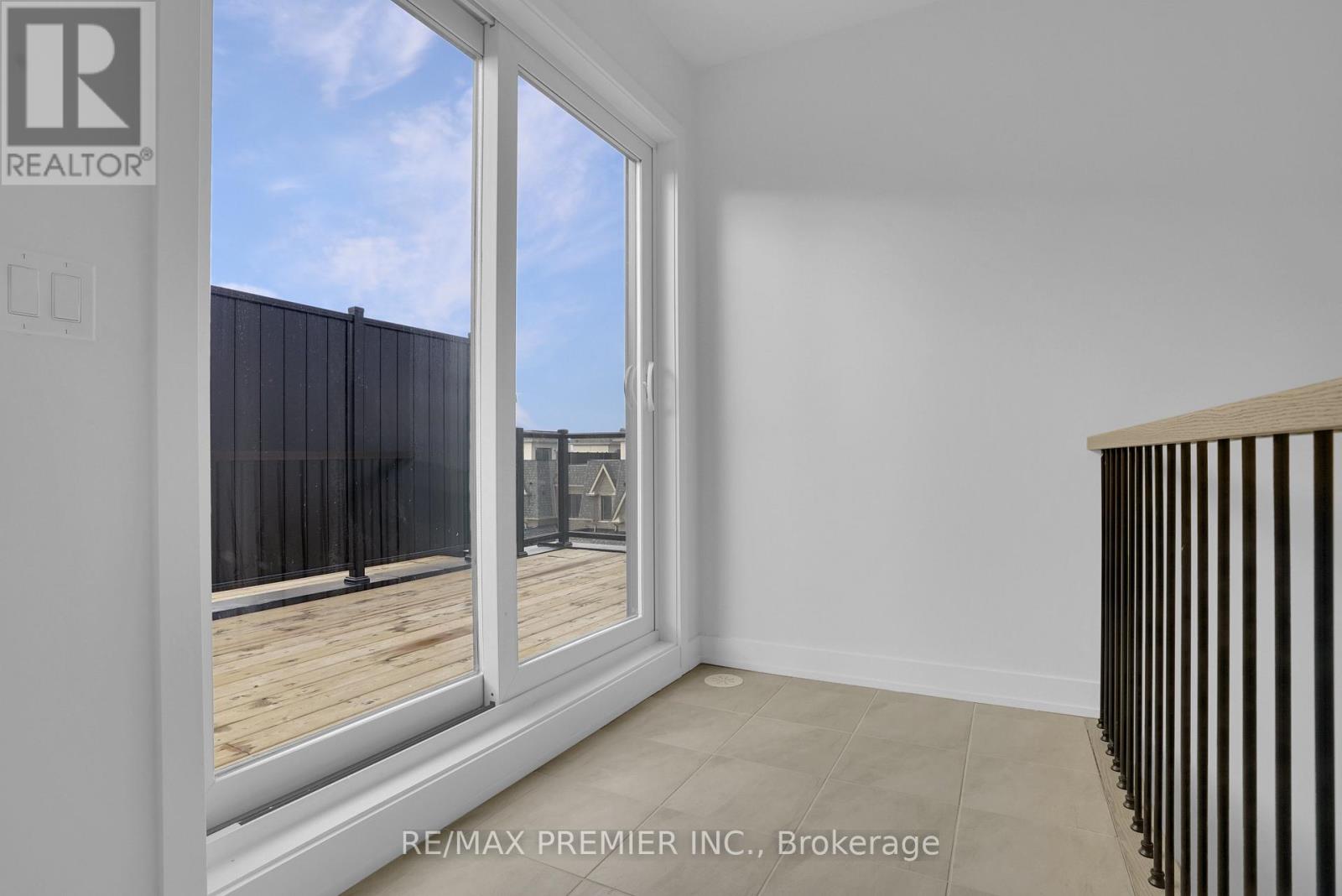 23 Gilbert Wright Avenue, Markham, Ontario  L6C 3J4 - Photo 47 - N13296578