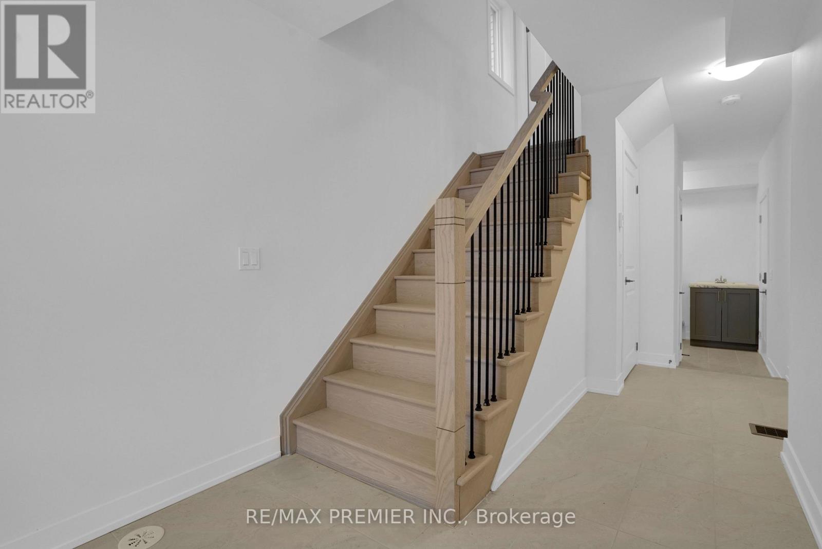 23 Gilbert Wright Avenue, Markham, Ontario  L6C 3J4 - Photo 9 - N13296578