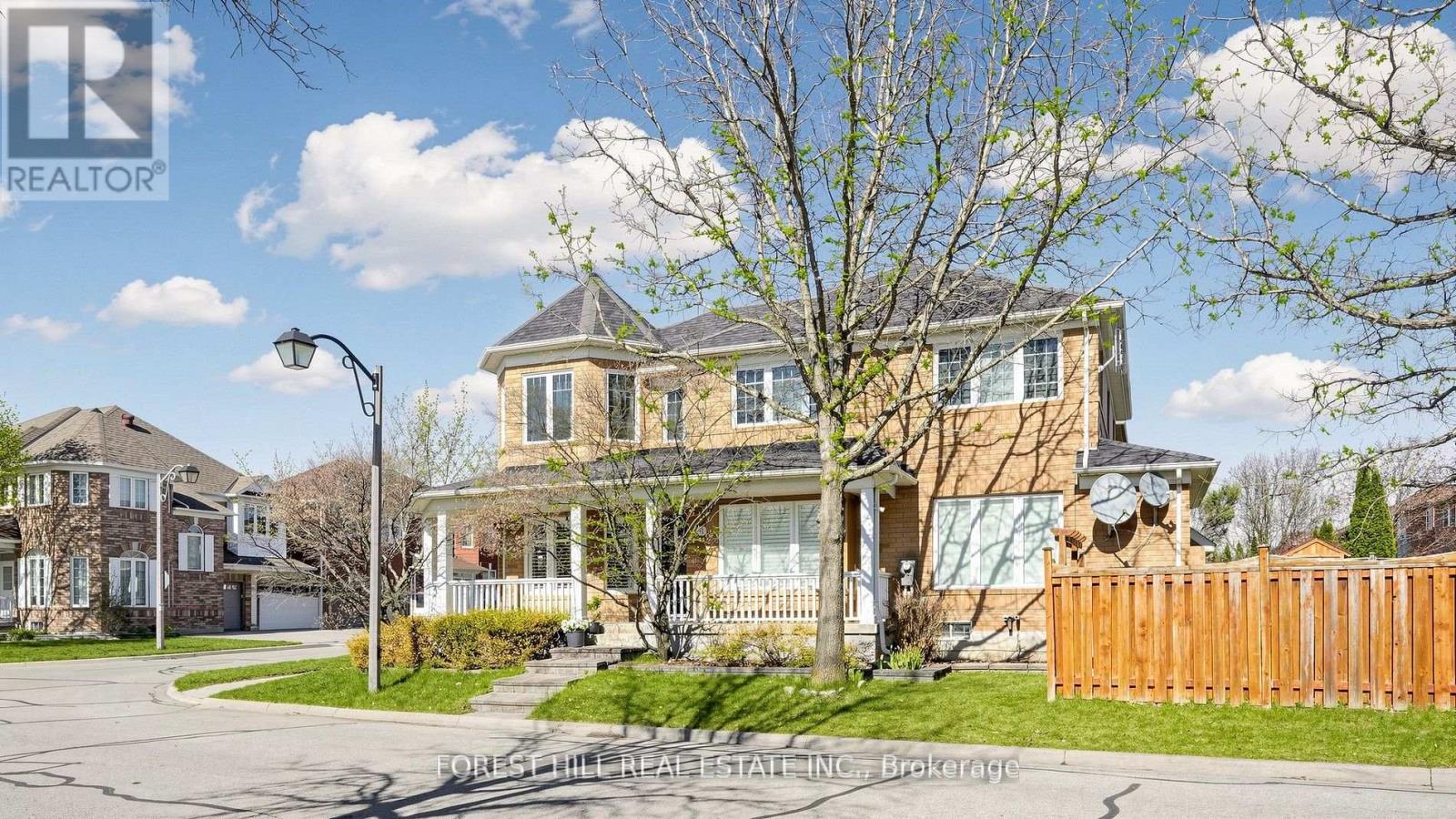 51 Winston Castle Drive, Markham, Ontario  L6C 2B5 - Photo 3 - N13297494