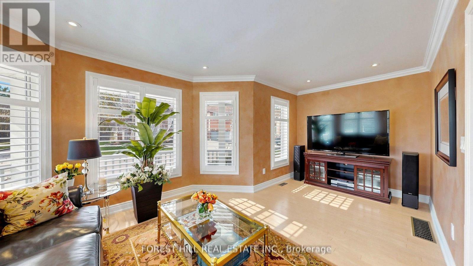 51 Winston Castle Drive, Markham, Ontario  L6C 2B5 - Photo 6 - N13297494