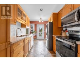 50 SPADARA DRIVE, Hamilton, Ontario