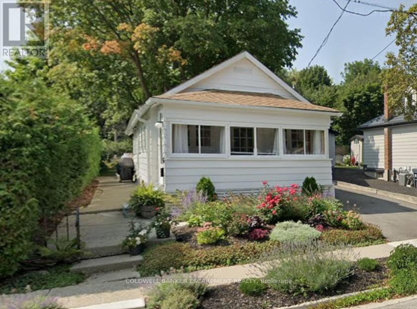 14 LAURINE AVENUE, Guelph, Ontario