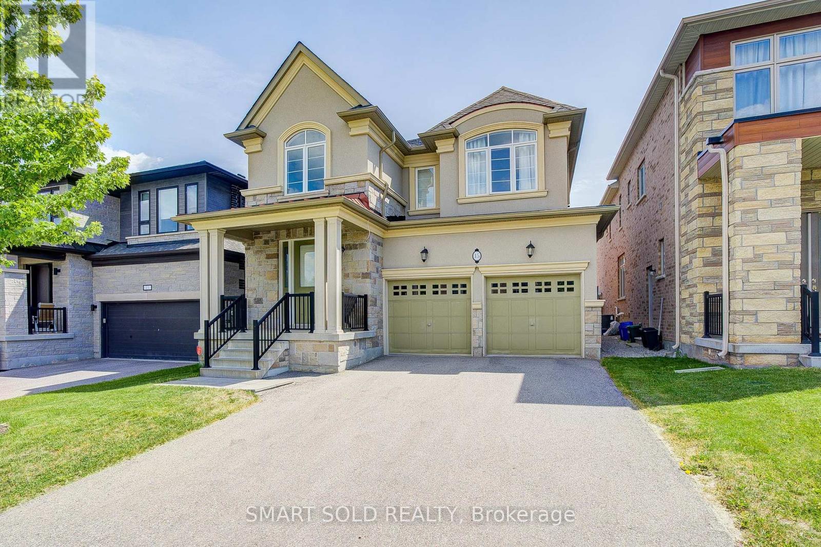 15 FOREST EDGE CRESCENT, East Gwillimbury, Ontario