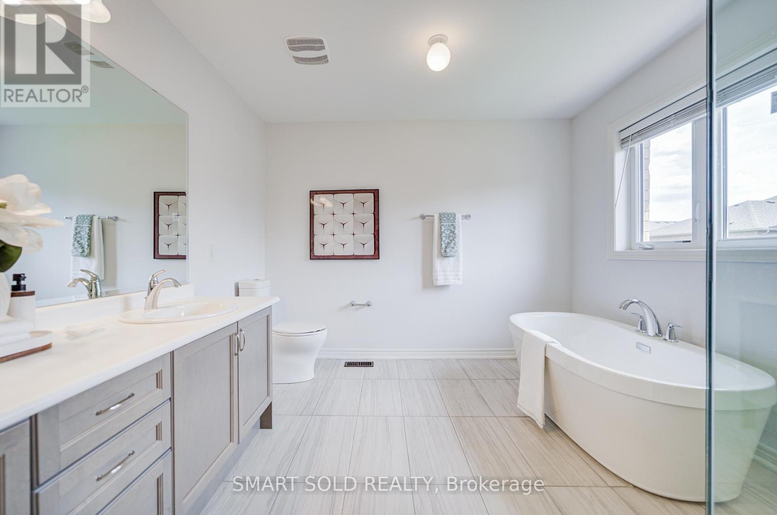 15 Forest Edge Crescent, East Gwillimbury, Ontario  L9N 1R8 - Photo 45 - N13246052