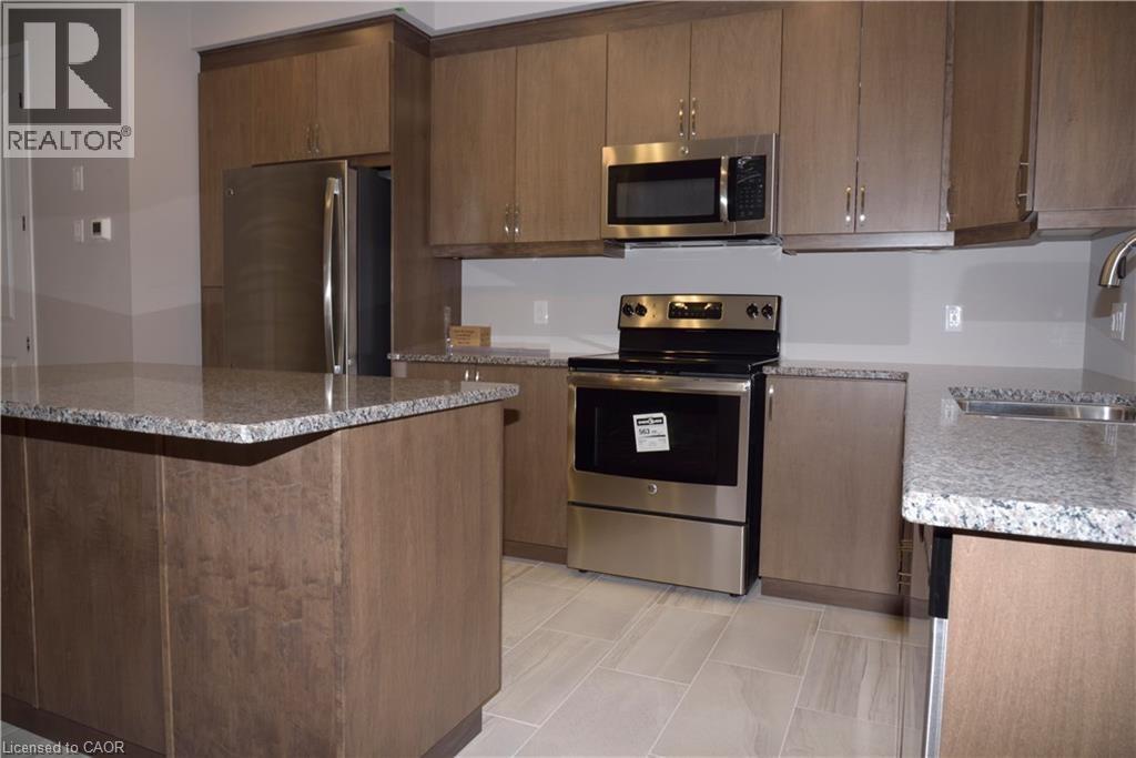 664 Blair Creek Drive, Kitchener, Ontario  N2P 0E7 - Photo 6 - 40835906