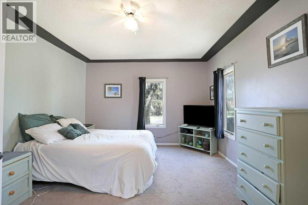 320 3 Street W, Brooks, Alberta  T1R 0E7 - Photo 20 - A2310443
