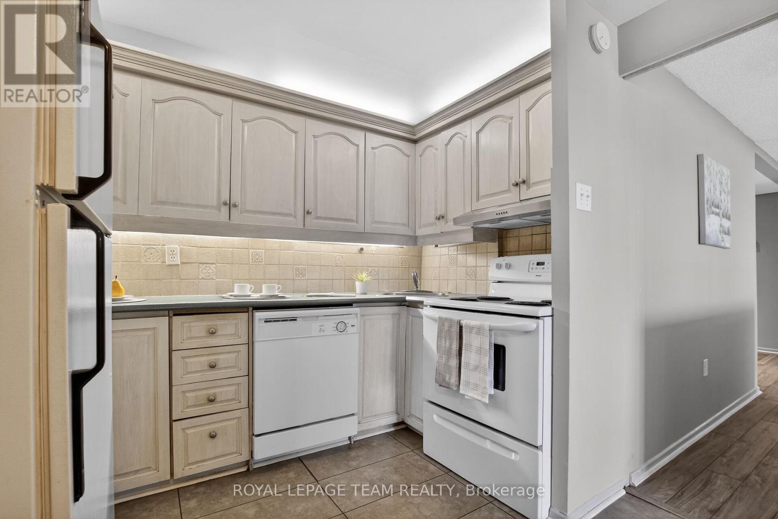 5 - 373 Laurier Avenue E, Ottawa, Ontario  K1N 8X6 - Photo 25 - X13298900