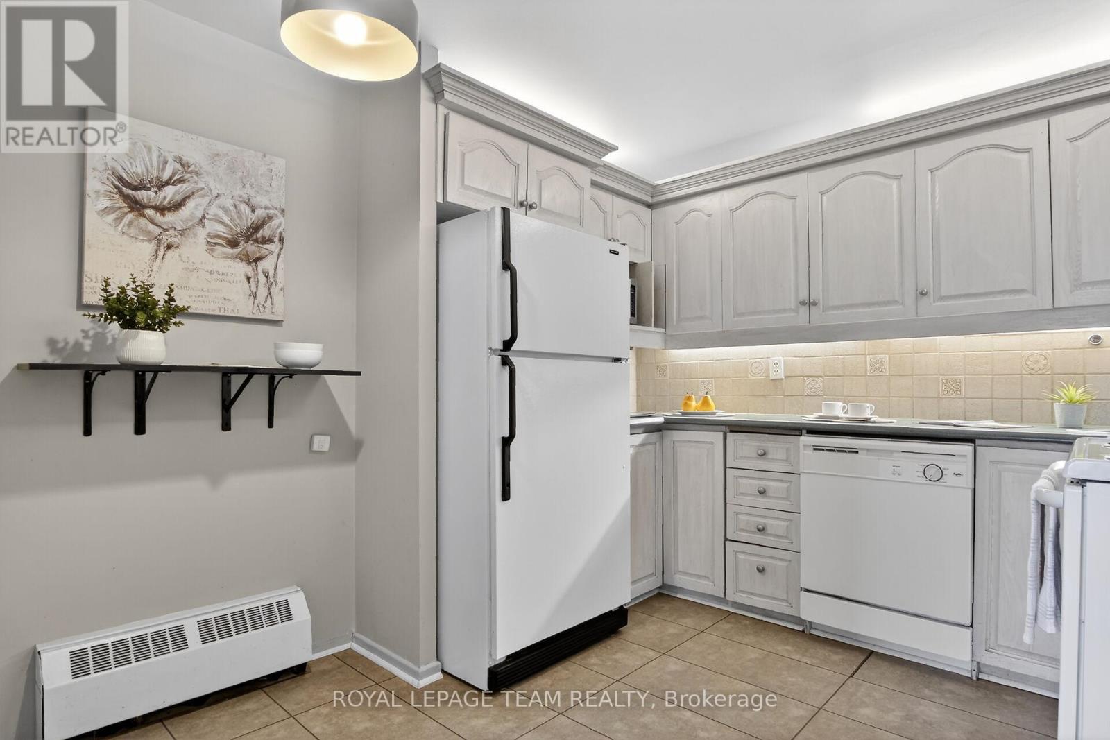 5 - 373 Laurier Avenue E, Ottawa, Ontario  K1N 8X6 - Photo 4 - X13298900