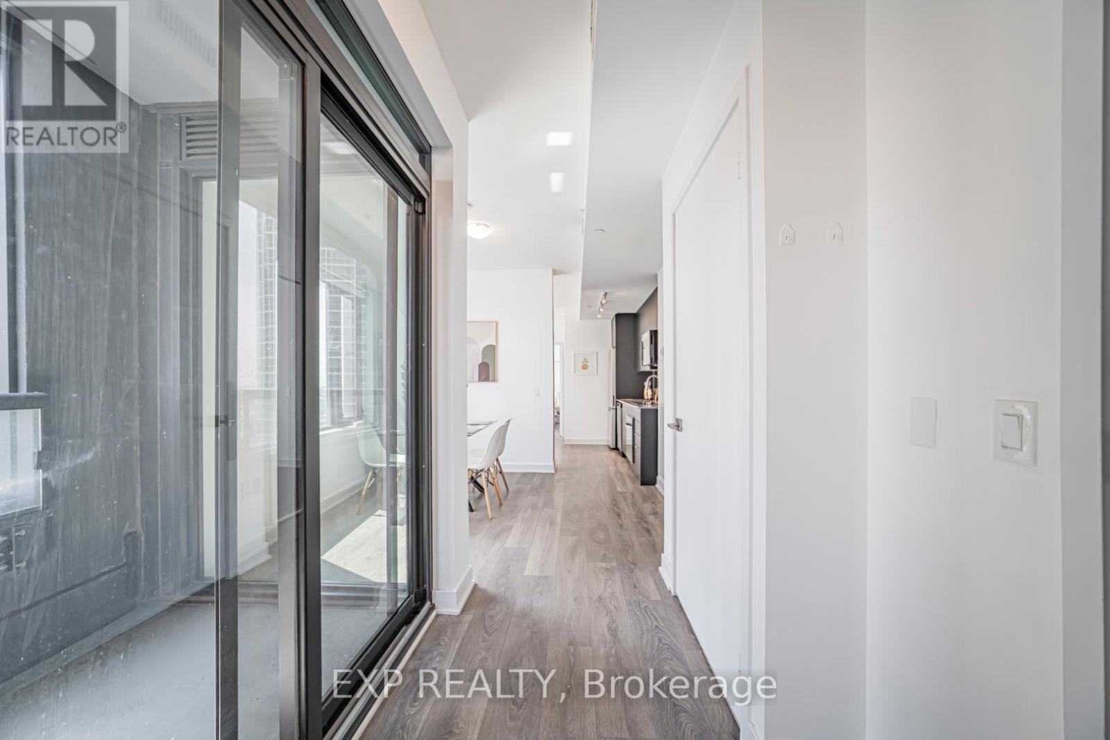 1307 - 2920 Highway 7 Road, Vaughan, Ontario  L4K 0P4 - Photo 15 - N13100044