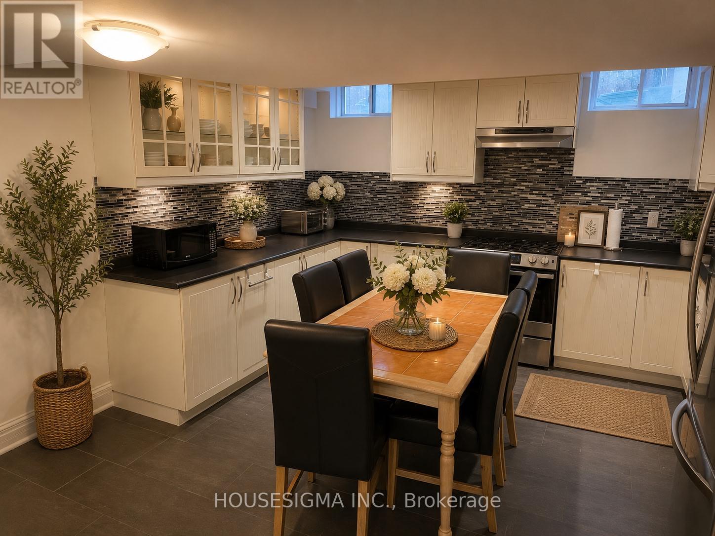 Bsmt - Lower Level - 178 Hawkview Boulevard, Vaughan, Ontario  L4H 2G5 - Photo 6 - N13245688