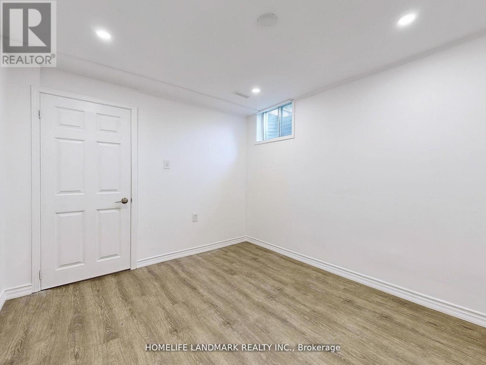 Basement - 58 London Road, Newmarket, Ontario  L3Y 6A2 - Photo 6 - N13298902